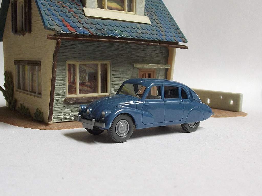 827 /1 A azurblau