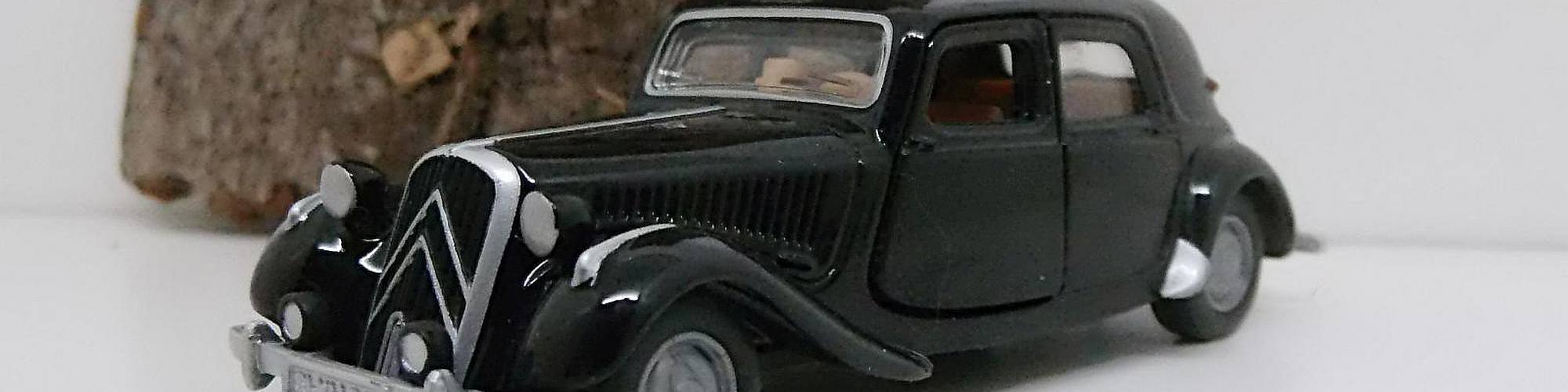 Siku 1471 – Citroen Traction Avant